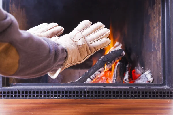 Situationen am heimischen Kamin — Stockfoto