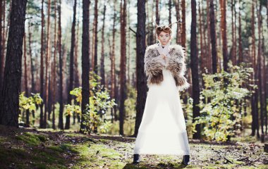 Ağaç dalları saç kadınla