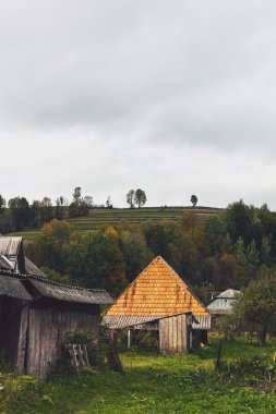 dağ tepe evleri ile