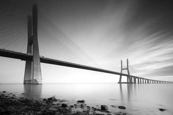 Vasco de Gama γέφυρα B&W — Φωτογραφία Αρχείου