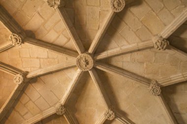 Manueline ornamentation in the cloisters of Jeronimos Monastery