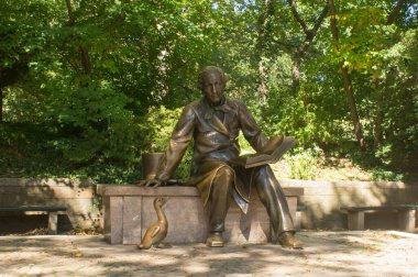 Central Park, New York 'ta Hans Christian Andersen heykeli