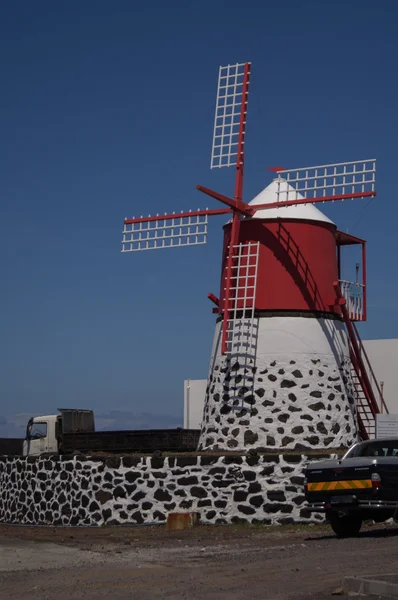 Red windmill — Stock Photo, Image