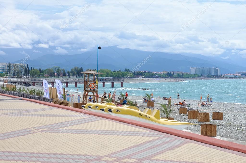 Пляж чайка адлер. Чкаловский пляж адлер барракуда. Пляж курортного городка в адлере. Пляж чайка 1 адлер. Пляж огонек 1 адлер.