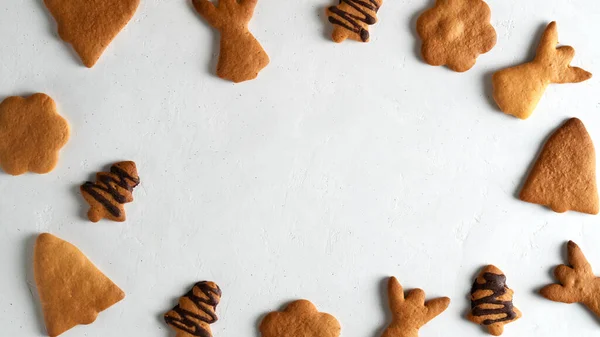 Kerstpeperkoek zelfgemaakte heerlijke koekjes. Bovenaanzicht. Kopieerruimte. — Stockfoto