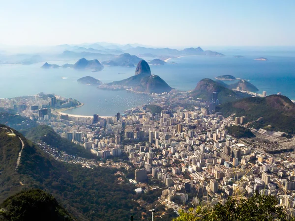 Rio de janeiro, Brezilya. Corcovado görüntülendi suggar somun
