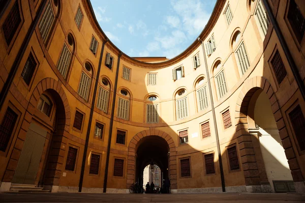 Rotonda Foschini, Ferrara