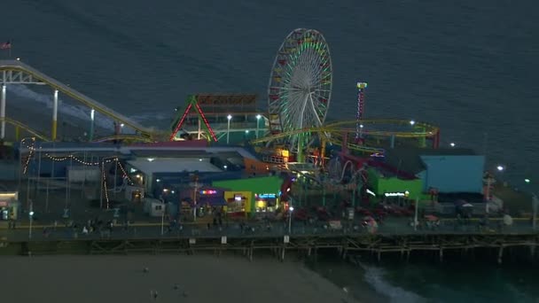 Il molo di Santa Monica di notte — Video Stock