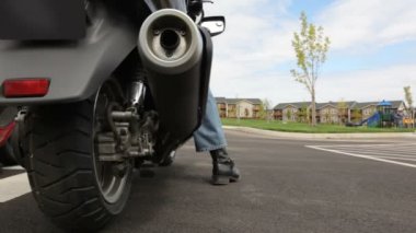 Üst düzey çift scooter üzerinde