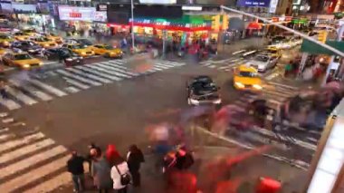 Times Meydanı'nda meşgul kavşak