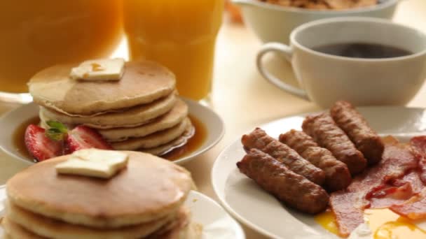 Sabrosos desayunos — Vídeos de Stock