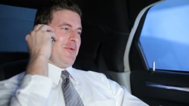 Cep telefonu iş adamı görüşmeler