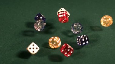 Renkli dices düşme