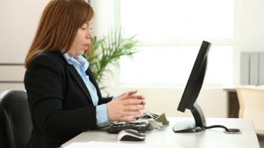 Online para yapma kadın