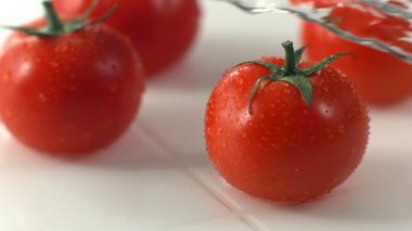 Kırmızı domates sıçramasına
