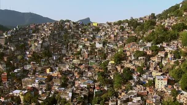 Letecký pohled na Rocinha — Stock video