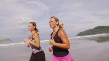 kadın koşma birlikte