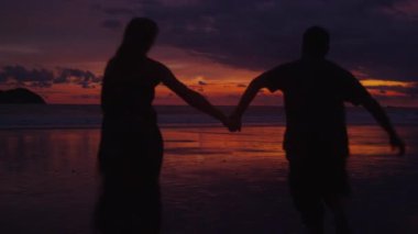 gün batımında okyanus