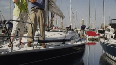 üst düzey çift yelkenli üzerinde