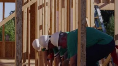 Gönüllüler birlikte çalışma