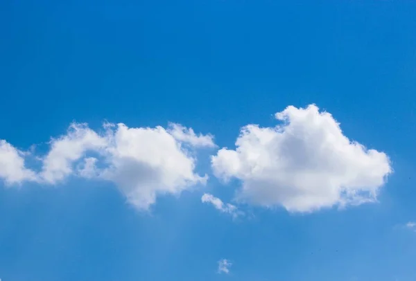 White Clouds Blue Sky — Stock Photo, Image