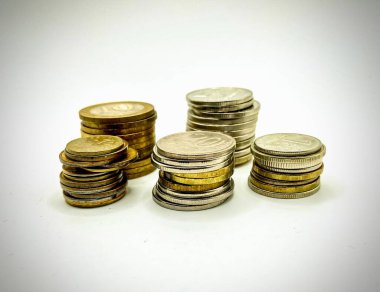 birkaç sikke yığını