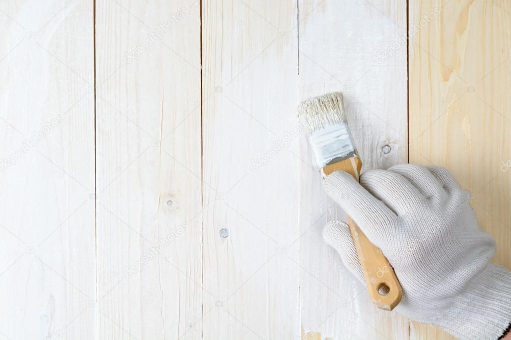Painting wooden walls