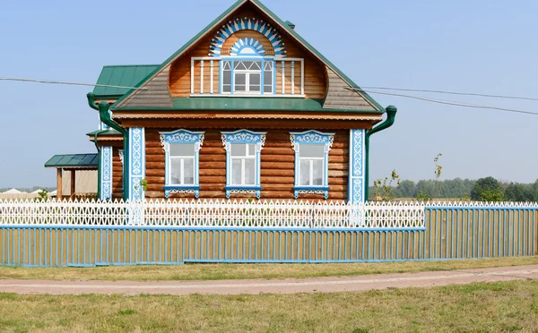 Complejo Histórico-Etnográfico Museo del Pan, ciudad de Bolgar, Tartaristán, Rusia - 26 de julio de 2016: Cabaña rural — Foto de Stock