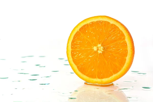 Affettato metà arancio maturo — Foto Stock