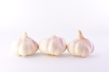 üç başlı sarımsak