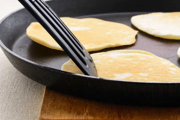 Frittelle in padella — Foto Stock