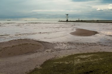 Deniz feneri yel Stawa Mlyny, Świnoujście, Polonya.