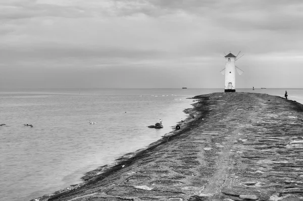 Deniz feneri yel Stawa Mlyny, Świnoujście, Polonya.