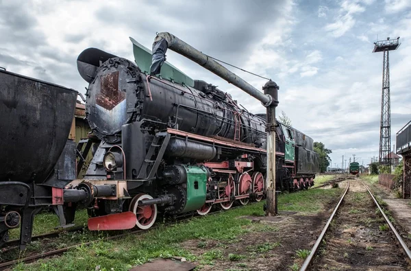 La vieja locomotora de vapor — Foto de Stock