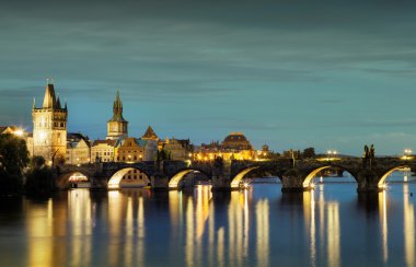 Çek Cumhuriyeti Prag 'daki Charles Köprüsü
