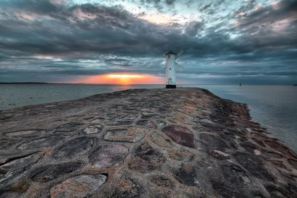 Deniz feneri yel Stawa Mlyny, Swinoujscie, Baltık Denizi, Polonya — Stok fotoğraf