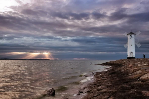 Latarnia morska wiatraka Stawa Mlýny, Świnoujście, Bałtyk, Polska — Zdjęcie stockowe
