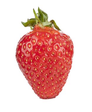 Beyaz arka planda taze çilek izole edilmiş. Portföydeki farklı bir açıdan farklı nesne veya görünüm.