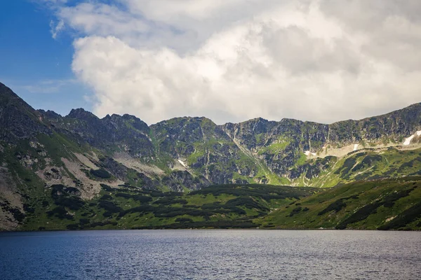 Ορεινό Τοπίο Στο Εθνικό Πάρκο Tatra — Φωτογραφία Αρχείου