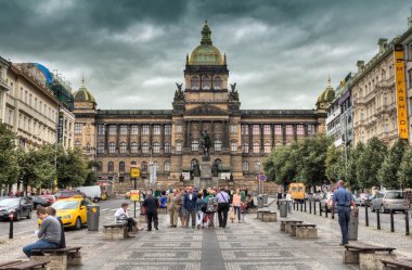 Prag 'daki Wenceslas Meydanı