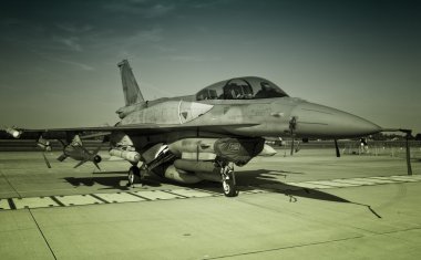 F-16 Savaşan Şahin