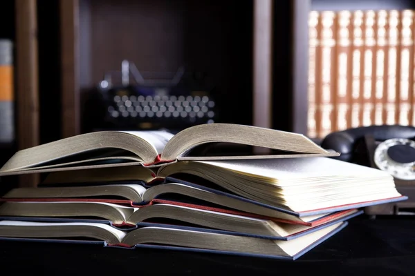 Jahrbücher — Stockfoto