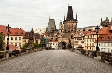 Çek Cumhuriyeti Prag 'daki Charles Köprüsü