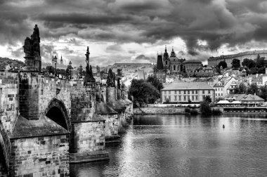 güzel ve tarihi Prag