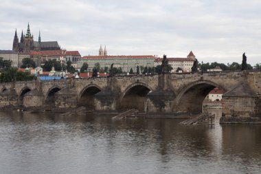 güzel ve tarihi Prag