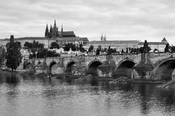 Zabytkowy Most Karola w Pradze, Republika Czeska — Zdjęcie stockowe