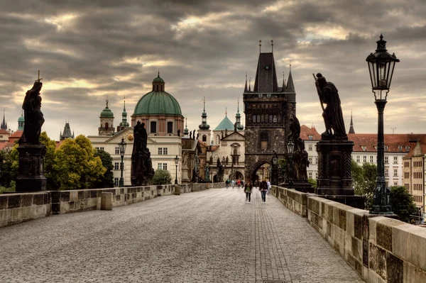 Károly híd Prágában, Csehország — Stock Fotó