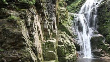 Kamienczyk şelale Polonya