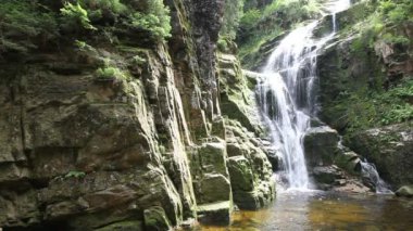 Kamienczyk şelale Polonya