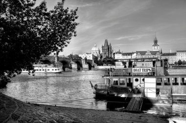 Prag'da Vltava Nehri.